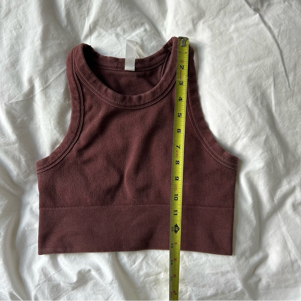 ALO Yoga Crop Sports Bra Tank - Picture 5 of 5